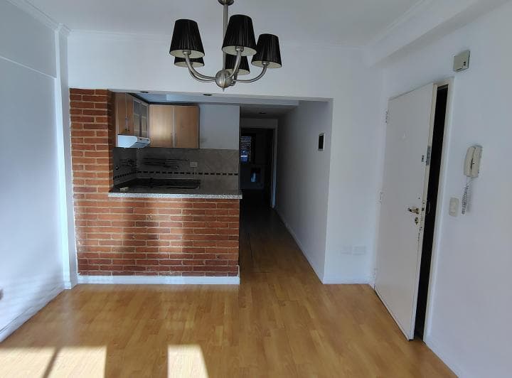 Departamento de 2 ambientes Alquiler $ 950.000