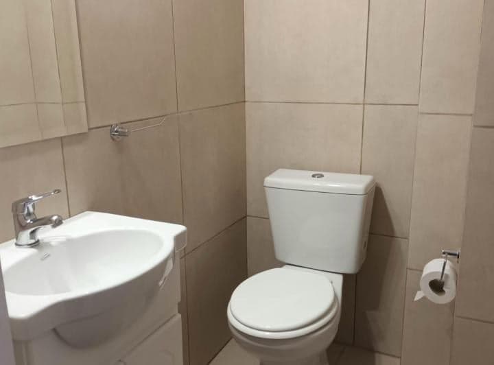 Se alquila monoambiente – $500.000.-
Barrio: San Nicolás (Uruguay entre Lavalle