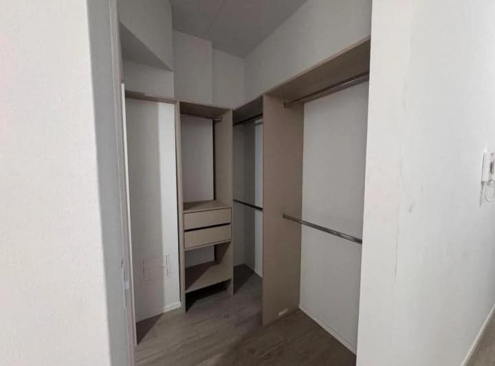Vestidor amplio