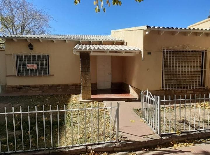 Casa en Monserrat - foto 1