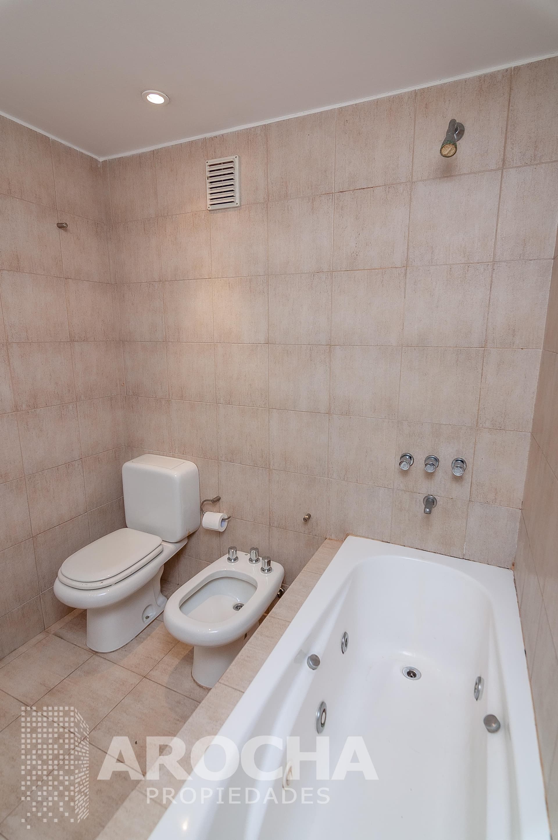 Baño suite principal