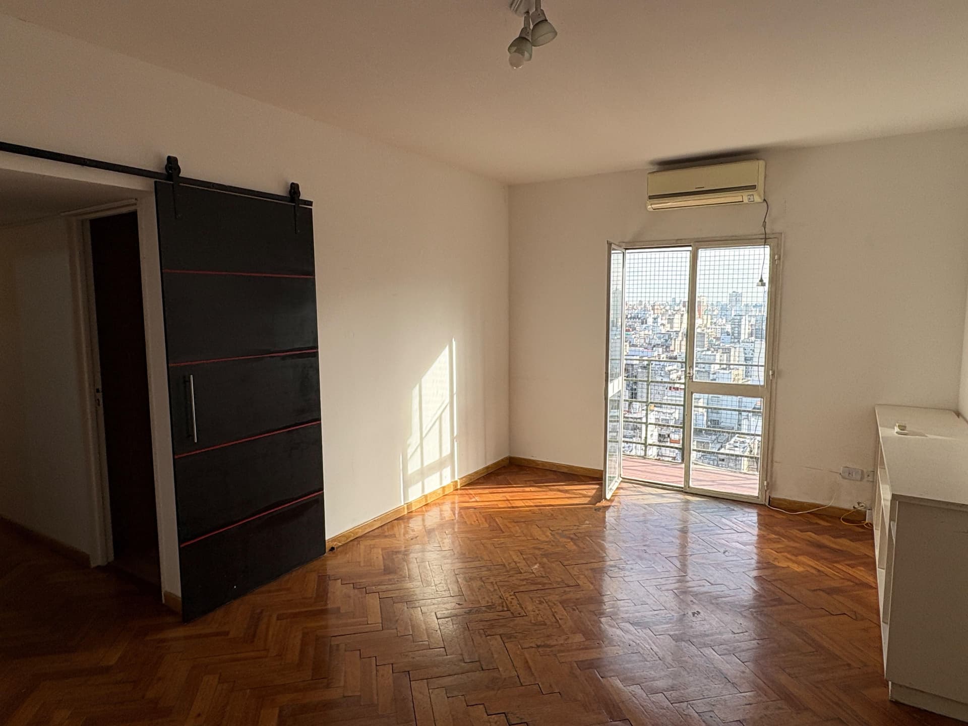 Departamento 4 ambientes en Balvanera - foto 2