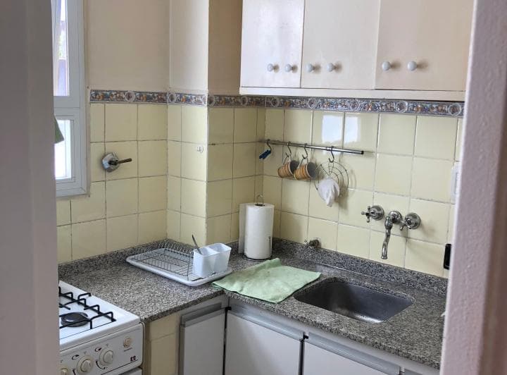 Monoambiente amoblado en Belgrano
Muy luminoso y silencioso
Ciudad de la Paz y L