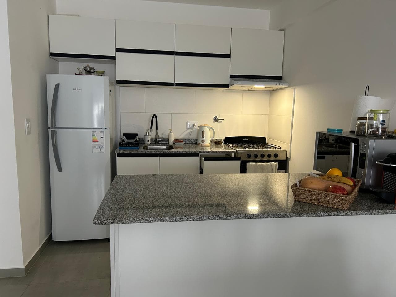 Departamento 2 ambientes en Neuquen, Confluencia - foto 4
