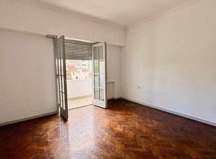 Departamento de 4 ambientes Alquiler $ 950.000