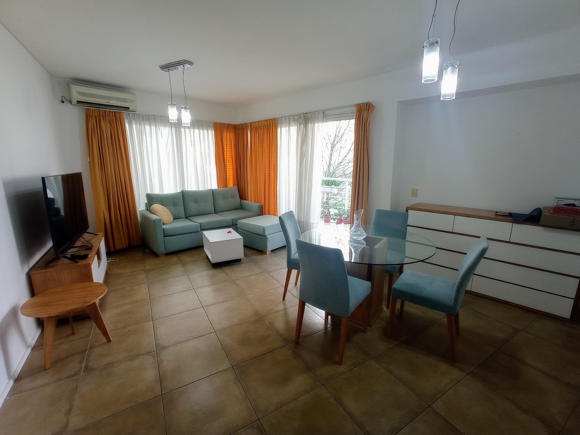 SALA COMPLETA
