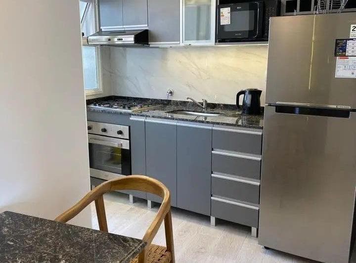 Departamento de dos ambientes, ubicado en av pueyrredon
El inmueble se entrega a