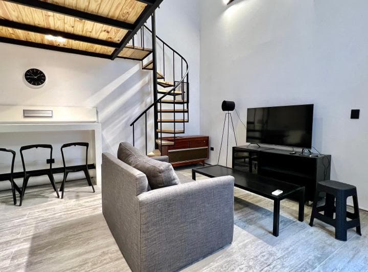PH 1 ambientes en Recoleta - foto 1