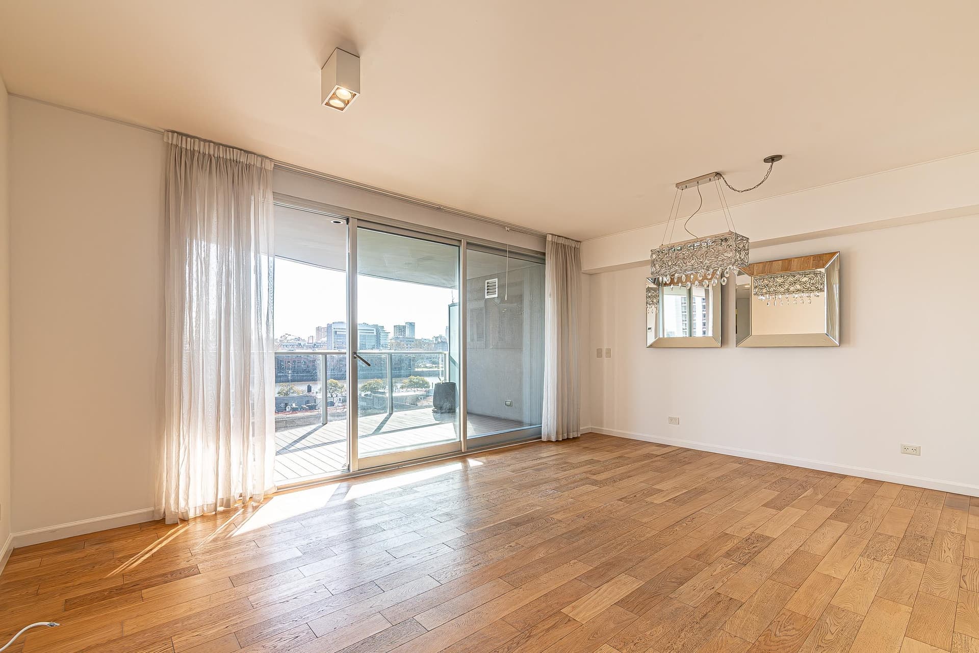 Departamento 2 ambientes en Puerto Madero - foto 1