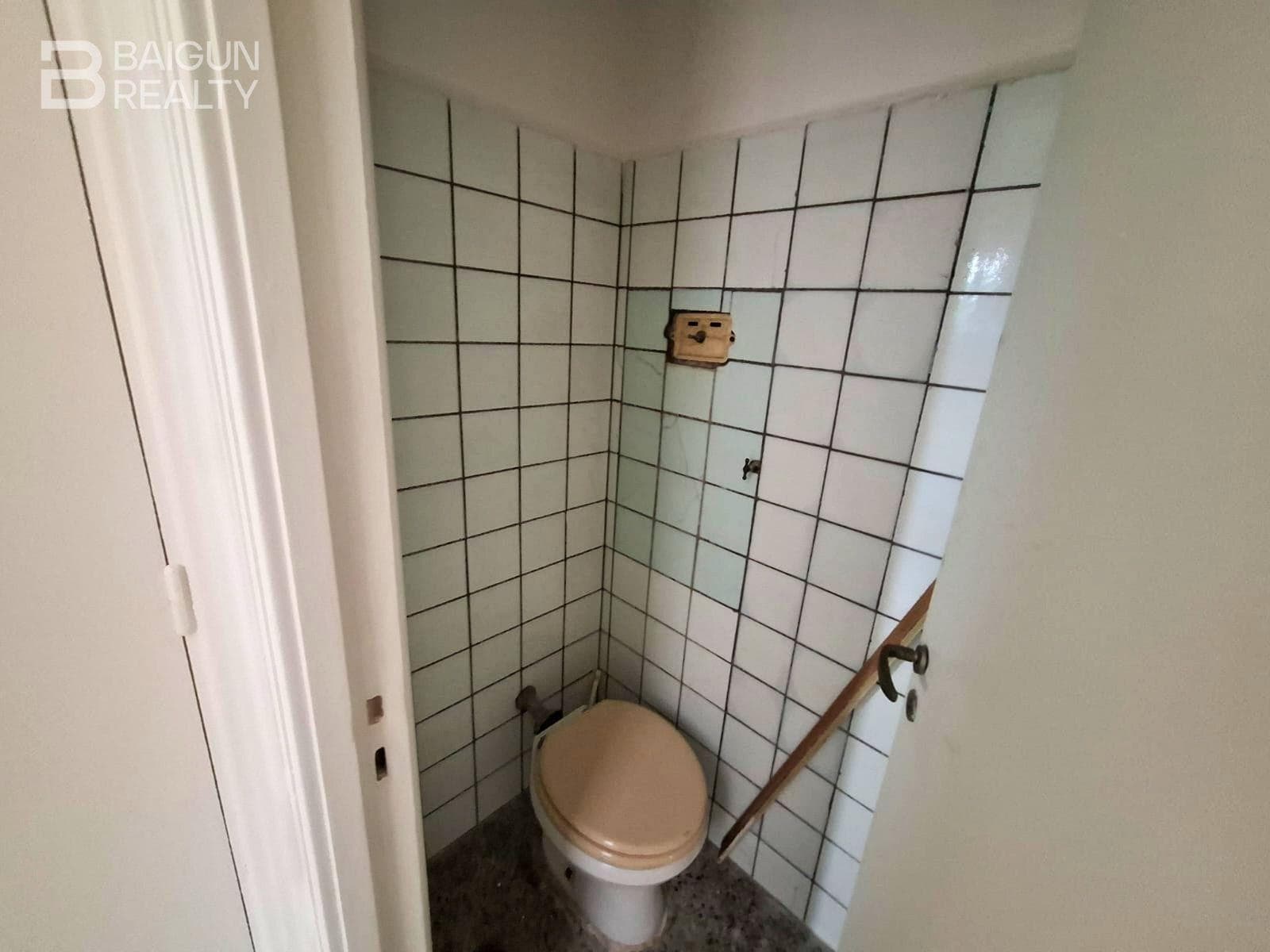 baño de servicio