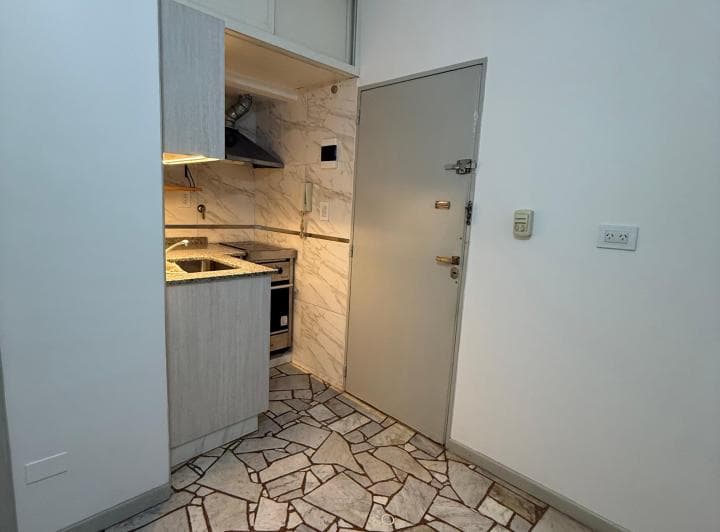 Departamento 1 ambientes en Balvanera - foto 1