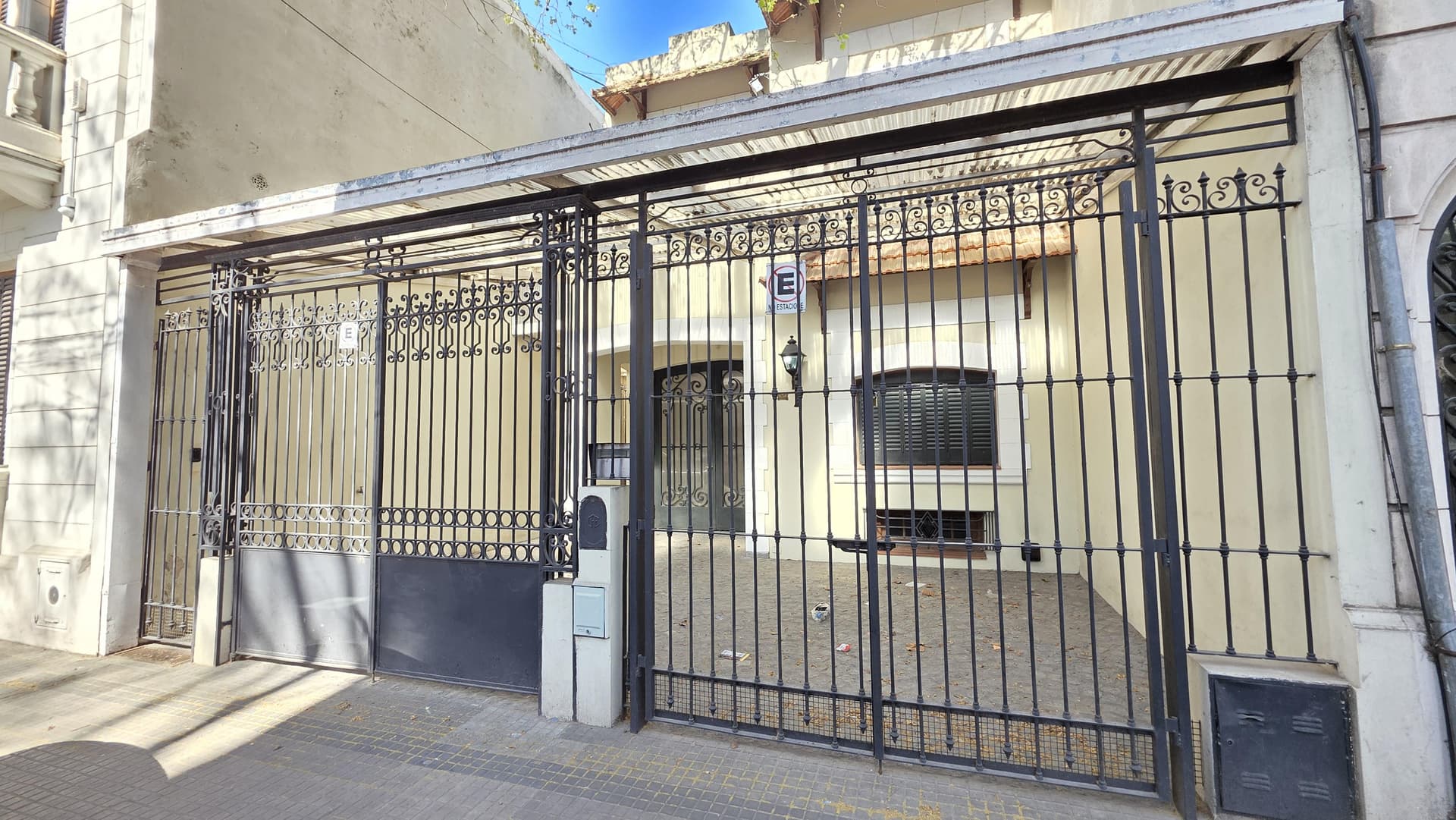 Casa 7 ambientes en La Plata - foto 1