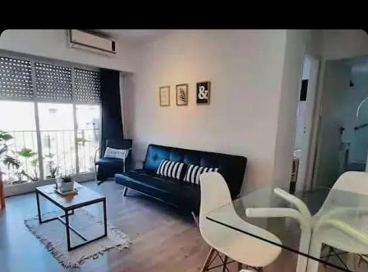 Departamento de 2 ambientes Alquiler USD 700