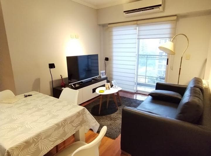 Hermoso 3 ambientes en semipiso, al contrafrente con inmejorable ubicación. La