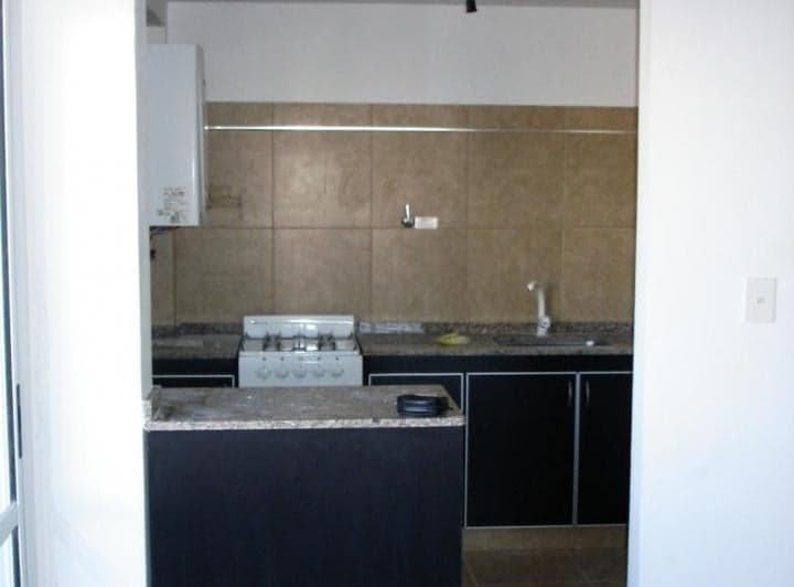 DUEÑO DIRECTO. Departamento de 1 ambiente muy amplio (40 m2) con posibilidad de