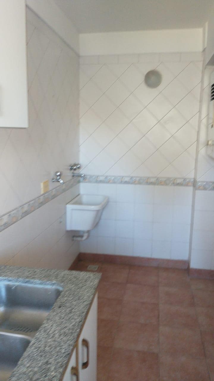 Departamento 3 ambientes en Adrogue, Almirante Brown - foto 2