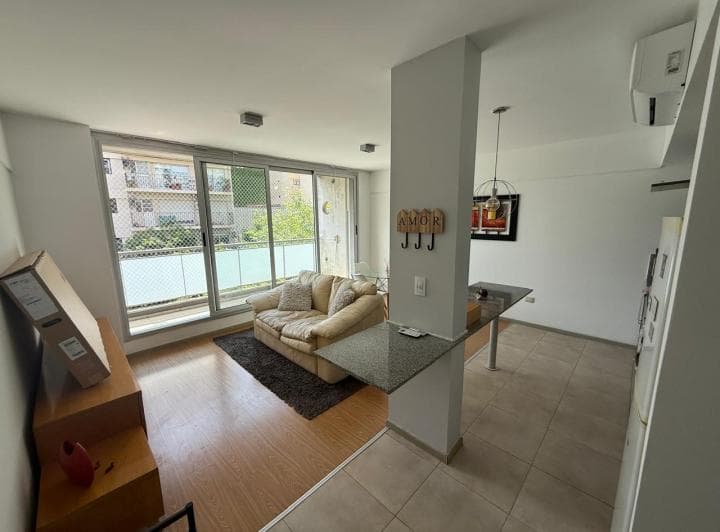 Departamento de 2 ambientes Alquiler USD 950