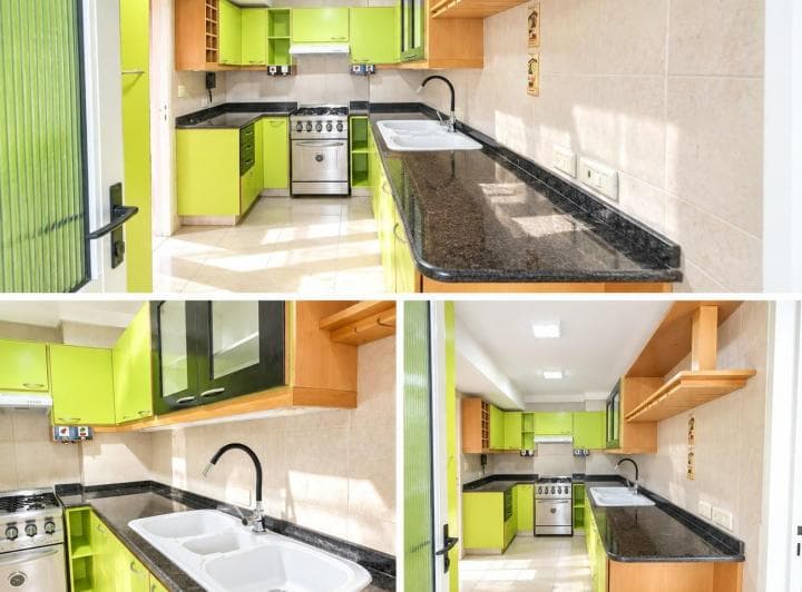 Cuatro vistas de una cocina con muebles verdes, mesada oscura y electrodomésticos.